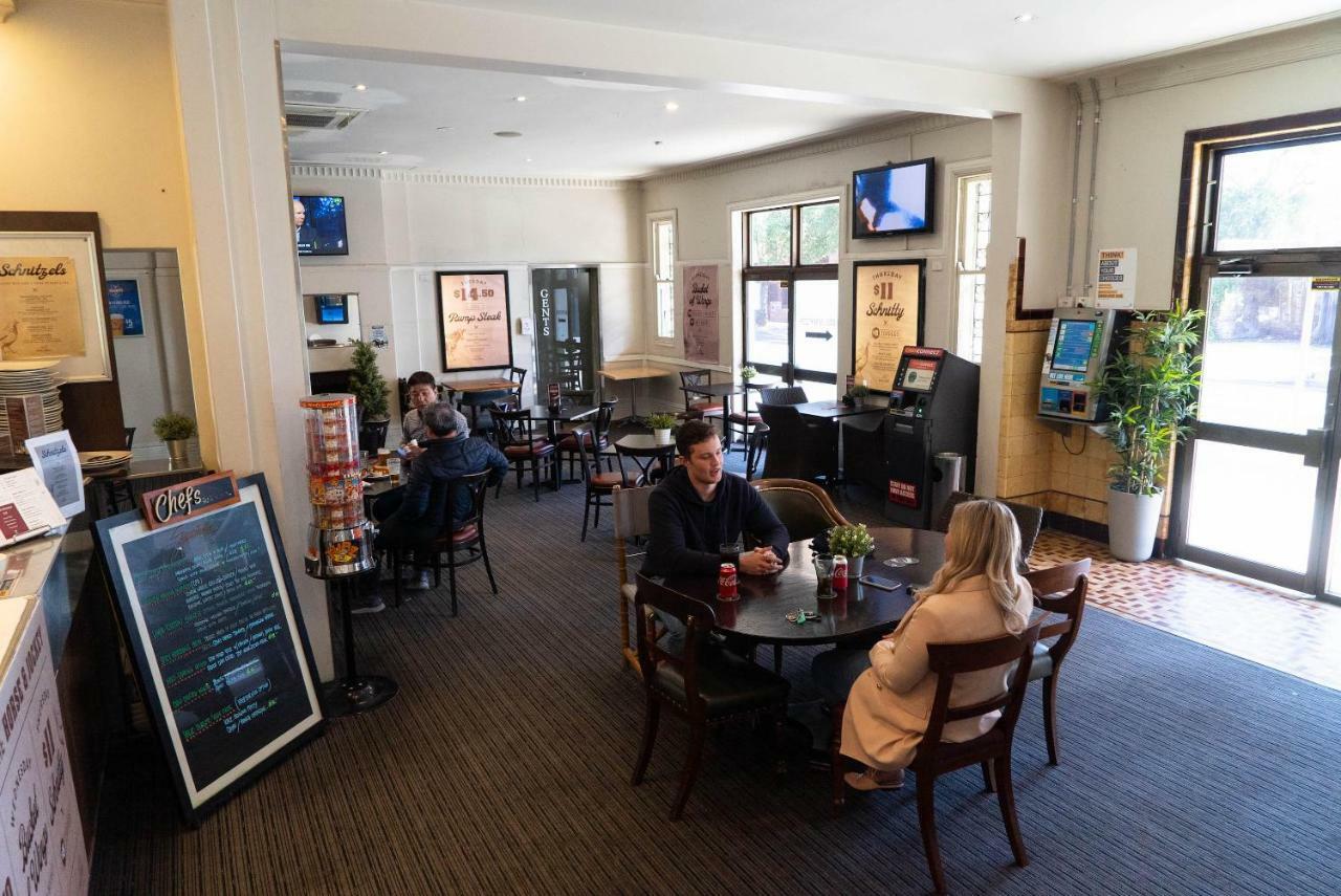 Horse And Jockey Hotel Homebush Sydney Kültér fotó